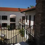 Cascina Beccaris Alojamento de Acomodação e Pequeno-almoço Costigliole d'Asti