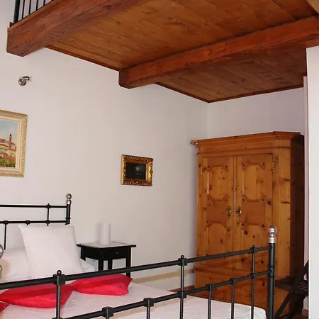 Cascina Beccaris 3* Costigliole d'Asti