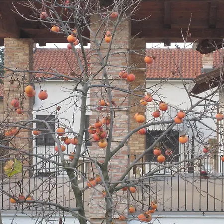 Cascina Beccaris Костильоле-д'Астри