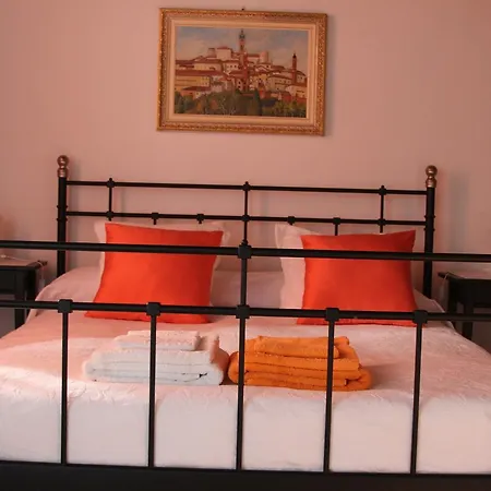 Cascina Beccaris Костильоле-д'Астри