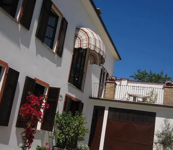 Cascina Beccaris 3* Costigliole d'Asti